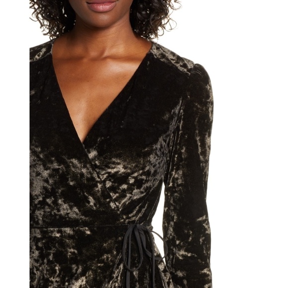 Ali & Jay Long Sleeve Wrap Velvet Dress - Picture 4 of 12